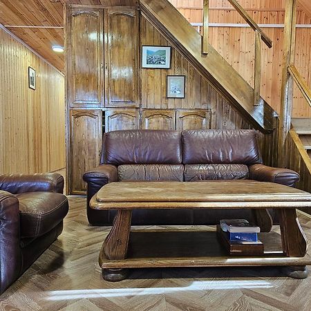 Guesthouse Ushguli Maspindzeli Buitenkant foto