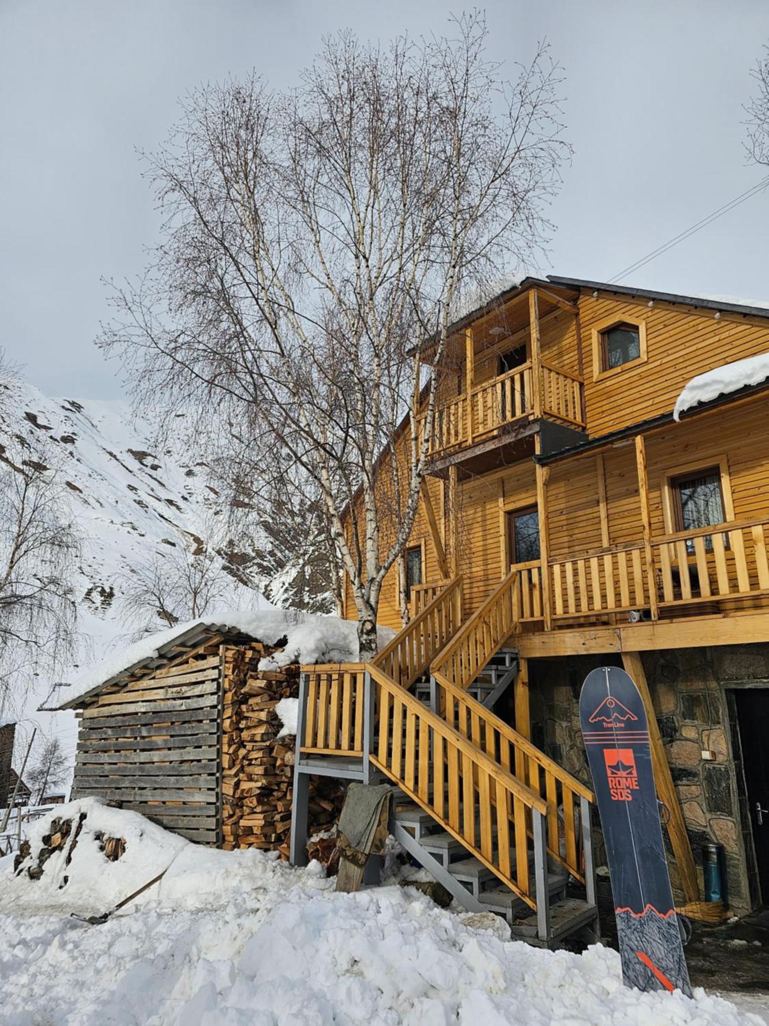 Guesthouse Ushguli Maspindzeli Buitenkant foto