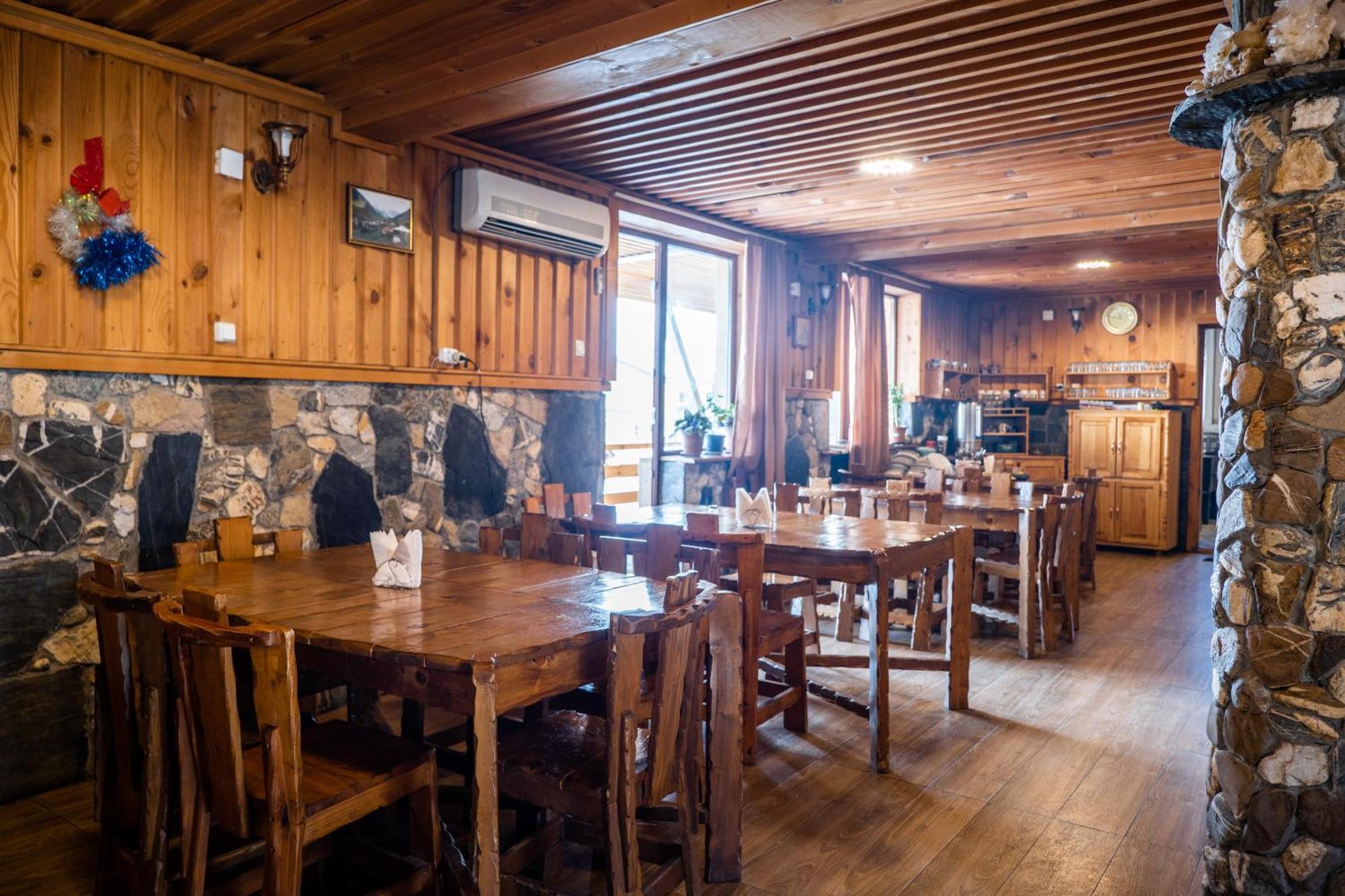 Guesthouse Ushguli Maspindzeli Buitenkant foto